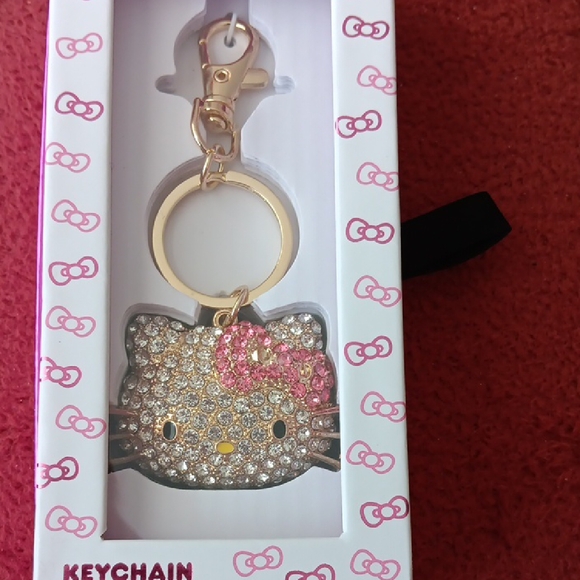 Hello Kitty Sparkling Gold and Pink Keychain - Picture 4 of 4